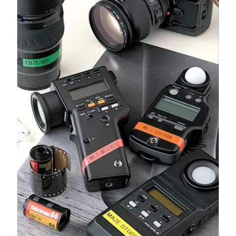 Nastro laminato Brother per etichettarice - 6 mm x 8 m - nero/bianco - TZe-211